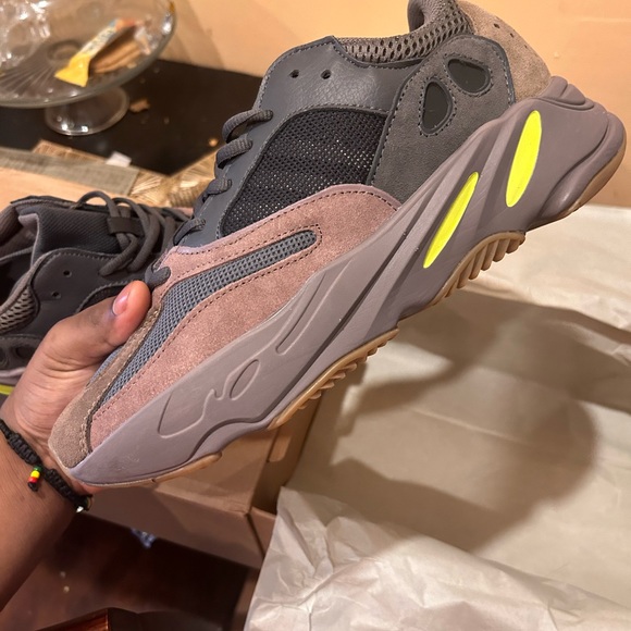 Yeezy 700 mauve - Picture 5 of 15